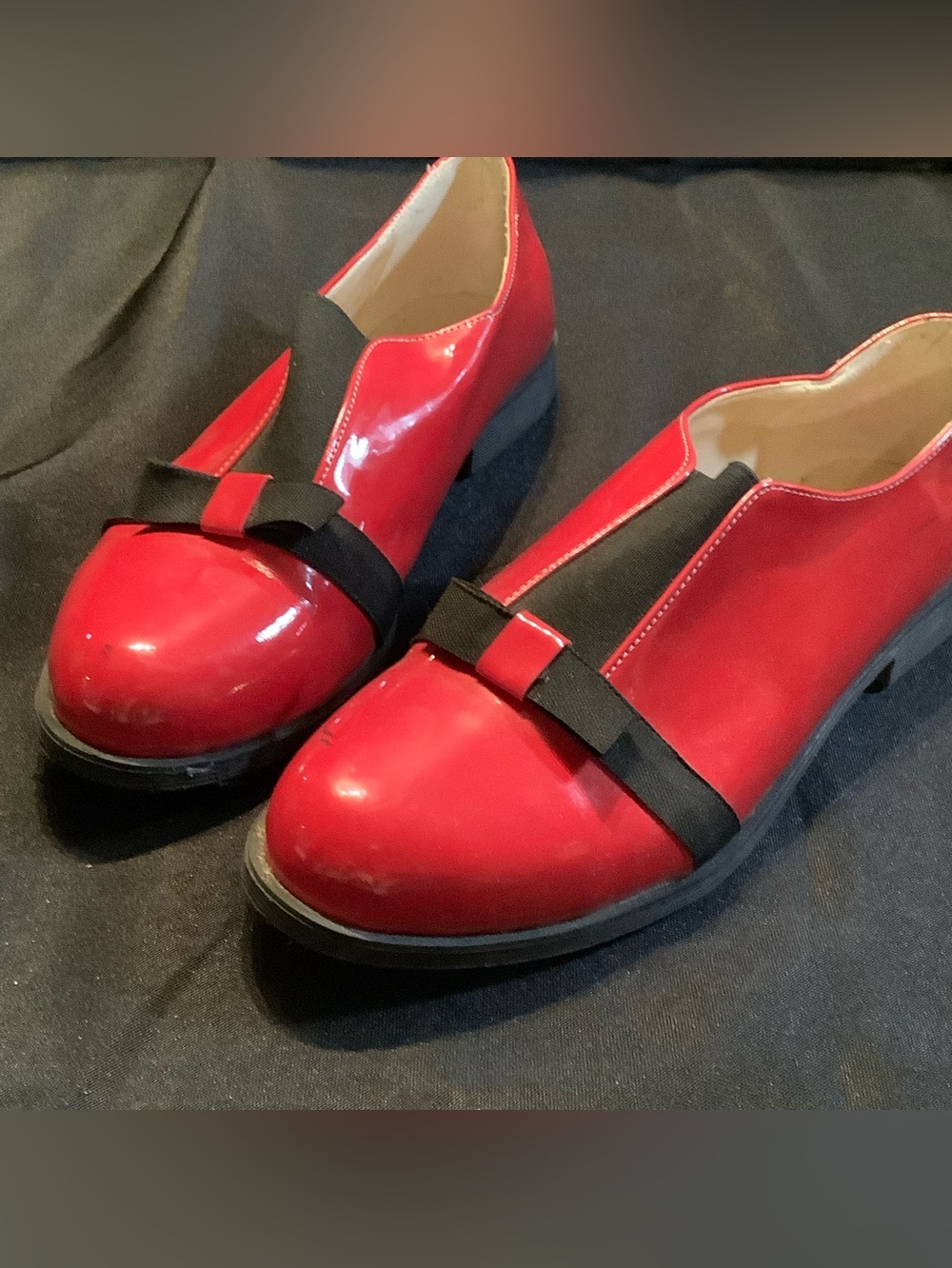 Red Patent Bow-Accent Women’s Slip-On Loafers